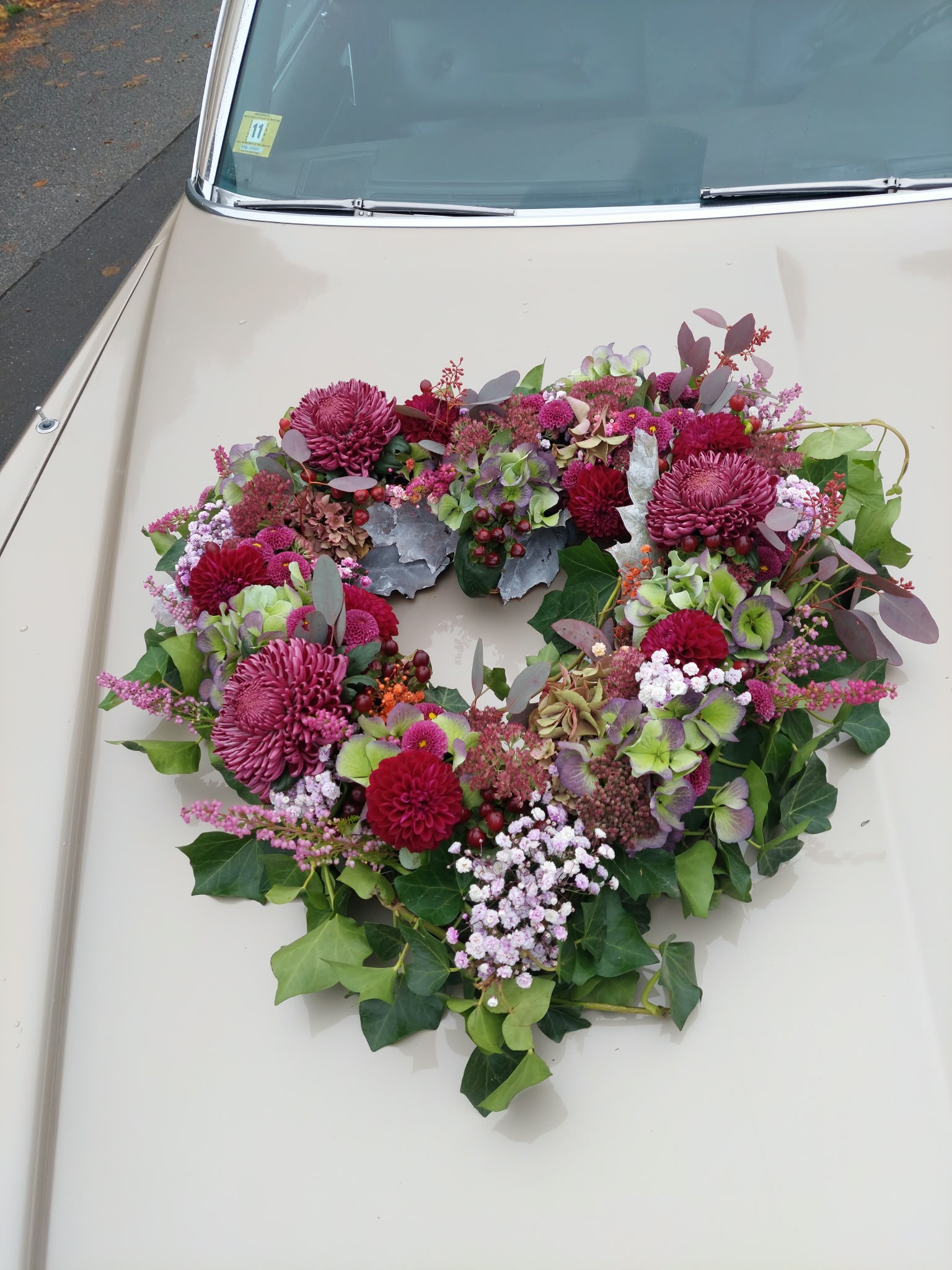 Blumenschmuck für Hochzeitsauto Variante 12