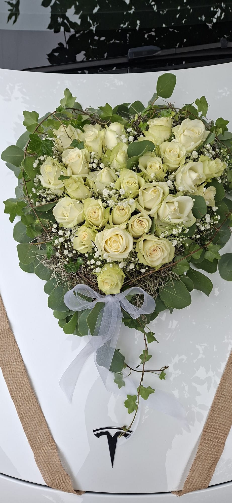 Blumenschmuck für Hochzeitsauto Variante 3